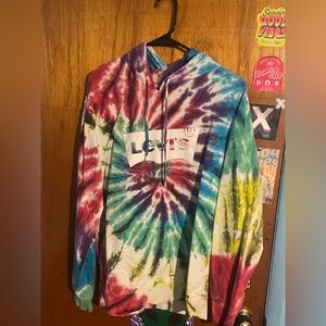 Tie-dye Levi’s hoodie